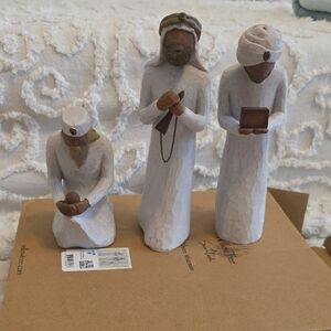 The Three Wisemen Nativity Figurines Set